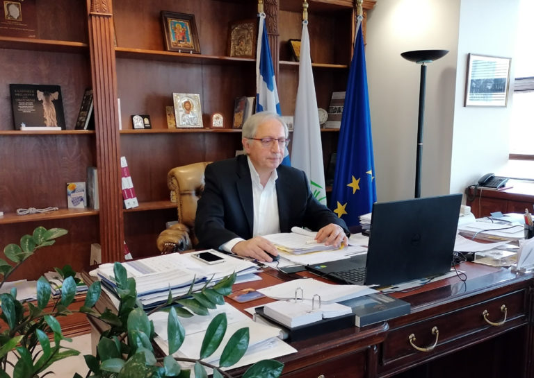 Θ. Αμπατζόγλου: «Συνεχίζουμε να αφαιρούμε από τις πλάτες των Μαρουσιωτών βάρη και χρέη του παρελθόντος».