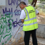 Παρουσία του Δημάρχου Αμαρουσίου Θ. Αμπατζόγλου οι εργασίες καθαριότητας και συντήρησης πρασίνου στην Αγία Φιλοθέη - Διαβούλευση με τους πολίτες
