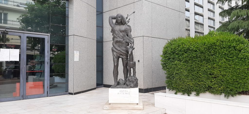 Τα προβλήματα οδοφωτισμού σε τμήμα της περιοχής των Αγίων Αναργύρων Αμαρουσίου οφείλονται στον ΔΕΔΔΗΕ