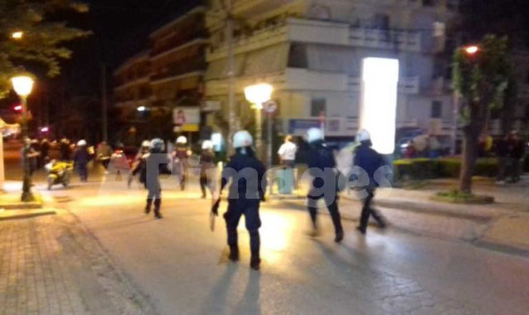 Αγία Παρασκευή: Το πάρτυ στην πλατεία… ξέφυγε – «Συνωστισμός», πέτρες και χημικά