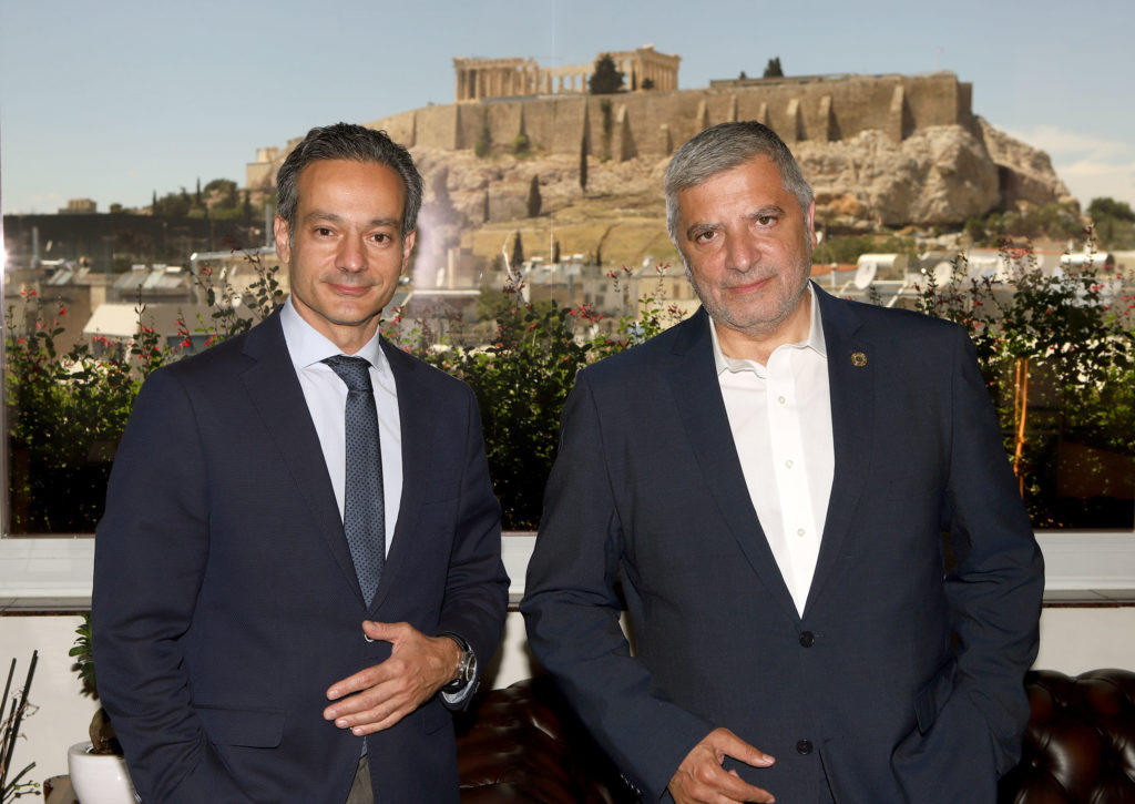 Συνάντηση του Περιφερειάρχη Αττικής Γ. Πατούλη με τον Πρόεδρο Σ. Καφούνη και τα μέλη του Εμπορικού Συλλόγου Αθηνών