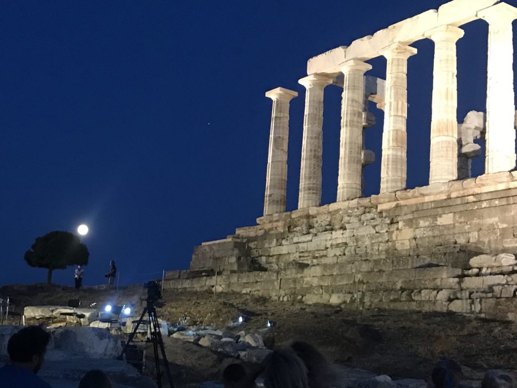 Τα νέα μέτρα για εργασία και ανεργία που συμπεριλαμβάνουν όλους τους εργαζόμενους στον τουρισμό !