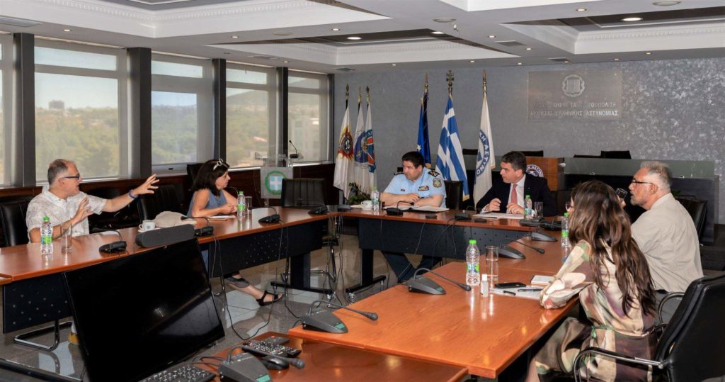 Ευρεία σύσκεψη στο Υπουργείο Προστασίας του Πολίτη για την αντιμετώπιση του φαινομένου των παράνομων ξεναγήσεων