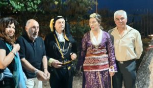 Φεστιβάλ Δήμου Αμαρουσίου: Και ήμασταν όλοι εκεί στην Ποντιακή βραδιά της Λ. Κηφισίας που με τα "ακούσματα" και μόνο μας μεταφέρθηκε όλη η παράδοση !