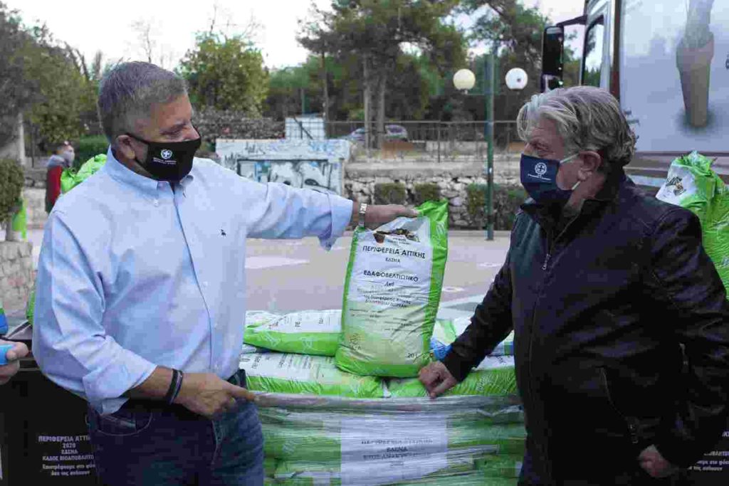 Παράδοση απορριμματοφόρου και κάδων συλλογής βιοαποβλήτων στον Δήμο Νέας Φιλαδέλφειας – Νέας Χαλκηδόνας