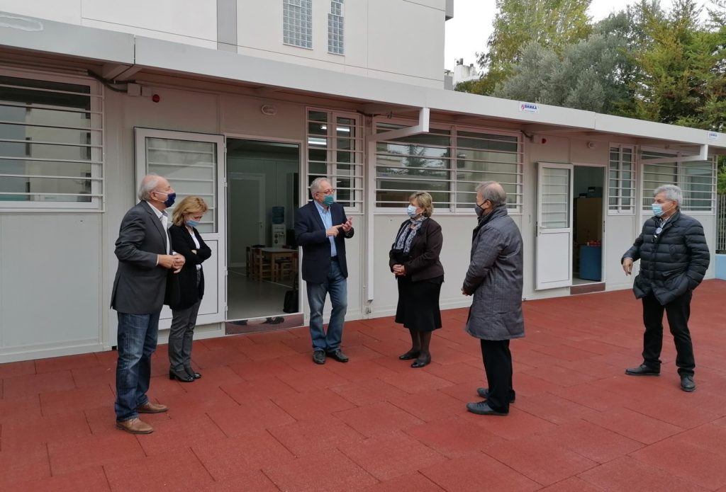 Παρουσία του Δημάρχου Αμαρουσίου Θεόδωρου Αμπατζόγλου παραδόθηκε το νέο 18ο Νηπιαγωγείο Αμαρουσίου 6 Παρουσία του Δημάρχου Αμαρουσίου Θεόδωρου Αμπατζόγλου παραδόθηκε το νέο 18ο Νηπιαγωγείο Αμαρουσίου