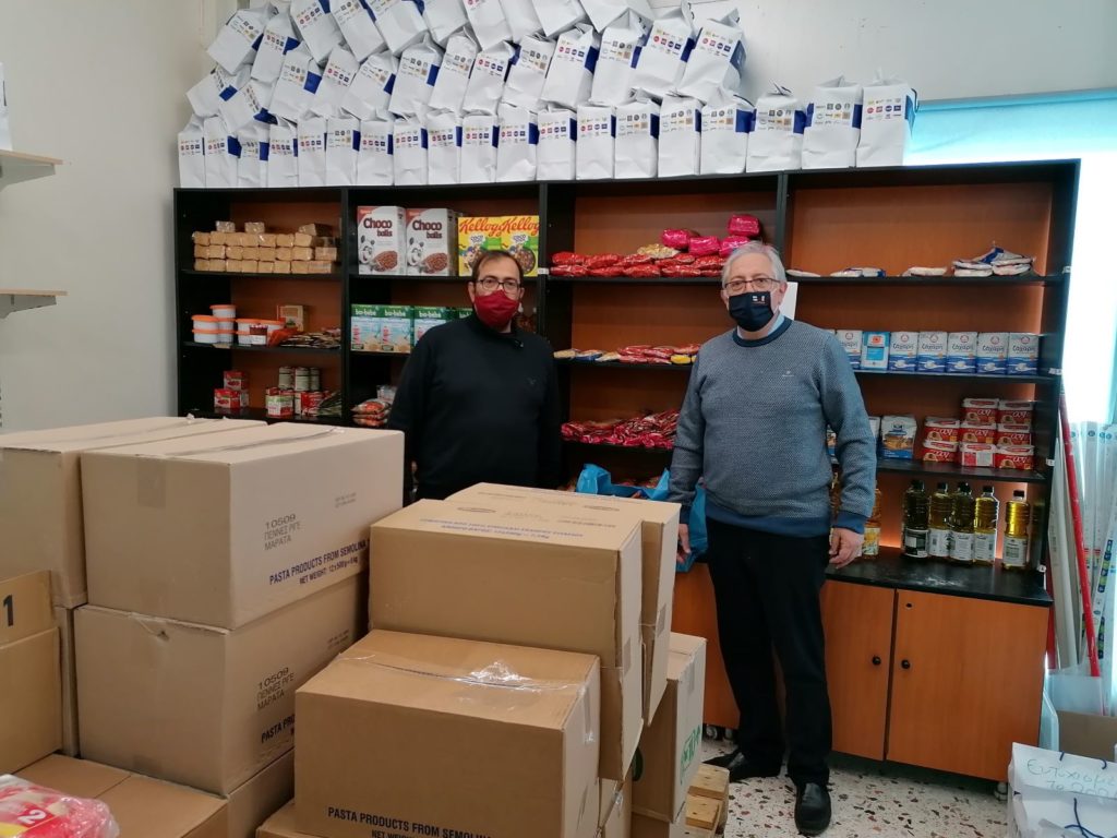 Με μεγάλη συμμετοχή πραγματοποιήθηκε η διανομή ειδών παντοπωλείου στους ωφελούμενους του προγράμματος ΤΕΒΑ