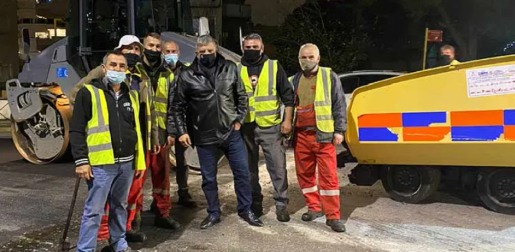 Επίβλεψη εργασιών ασφαλτόστρωσης στο Δήμο Αμαρουσίου από τον Περιφερειάρχη Γ. Πατούλη 3 Επίβλεψη εργασιών ασφαλτόστρωσης στο Δήμο Αμαρουσίου από τον Περιφερειάρχη Γ. Πατούλη