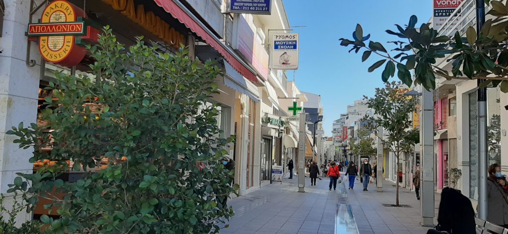 Πνοή στην αγορά από 18 Ιανουαρίου. Συνοπτικά τα μέτρα που θα ισχύσουν σύμφωνα με Γεωργιάδη – Χαρδαλιά.