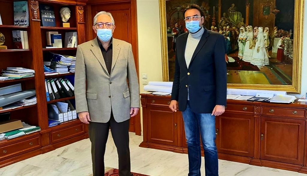 Συνάντηση εργασίας του Δημάρχου Αμαρουσίου Θ. Αμπατζόγλου με τον Αντιδήμαρχο Αθλητισμού & Πολιτισμού Γιάννη Νικολαράκο
