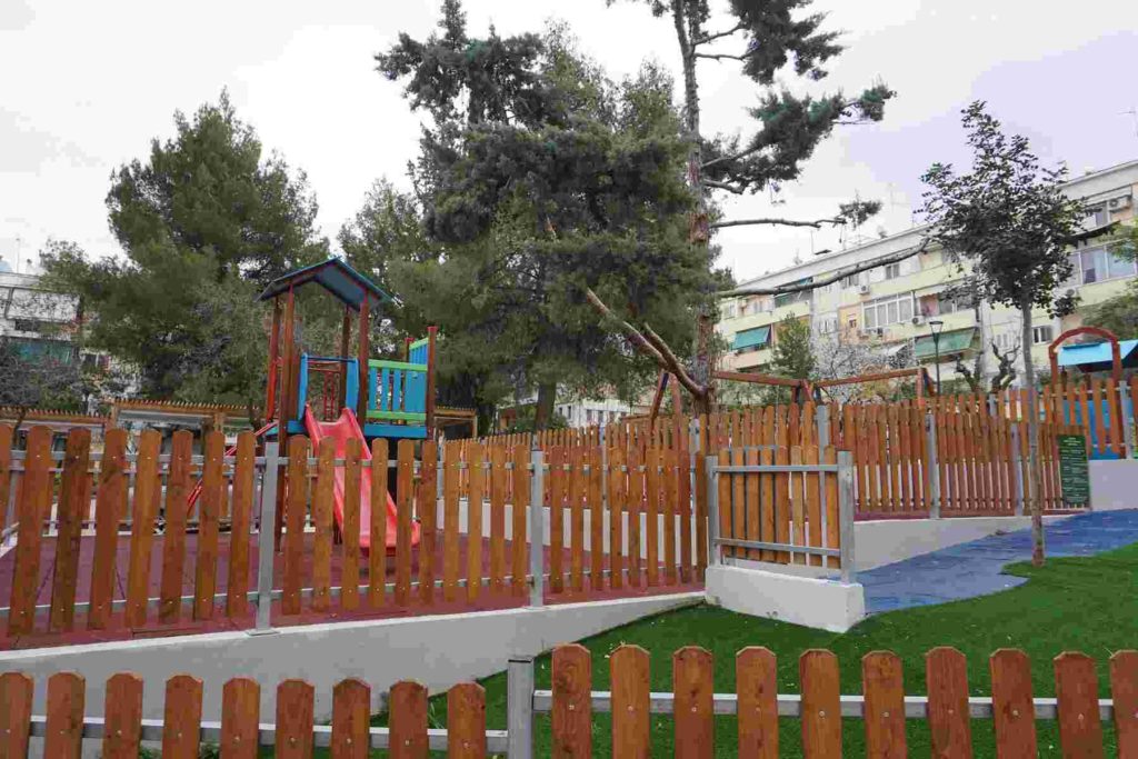 Ολοκληρώθηκαν τα έργα ανάπλασης της Πλατείας Λιντ και της περιοχής των Προσφυγικών στον Καρέα