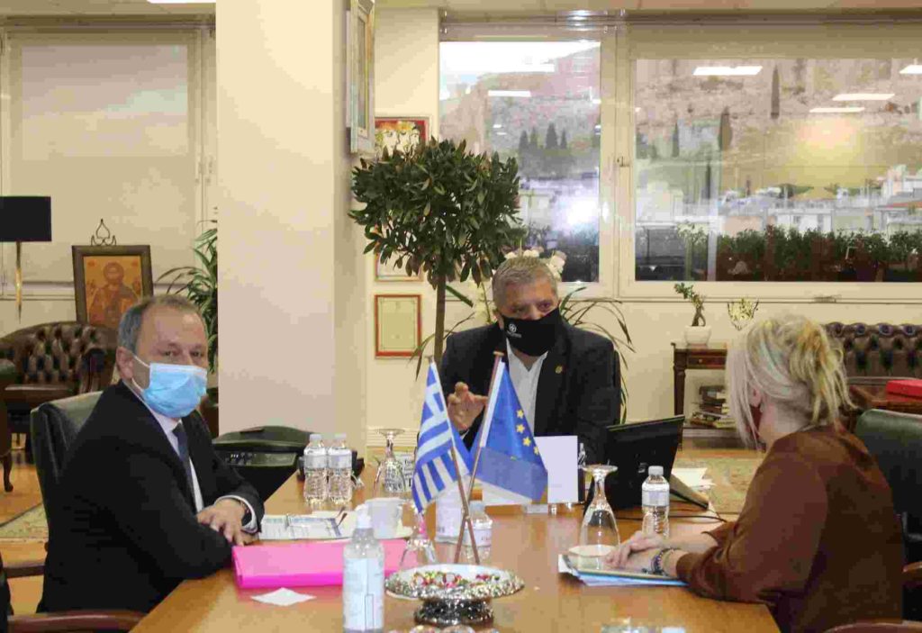 Συνάντηση με τον Δήμαρχο Τροιζηνίας – Μεθάνων Σ. Πολλάλη 5 Συνάντηση με τον Δήμαρχο Τροιζηνίας – Μεθάνων Σ. Πολλάλη