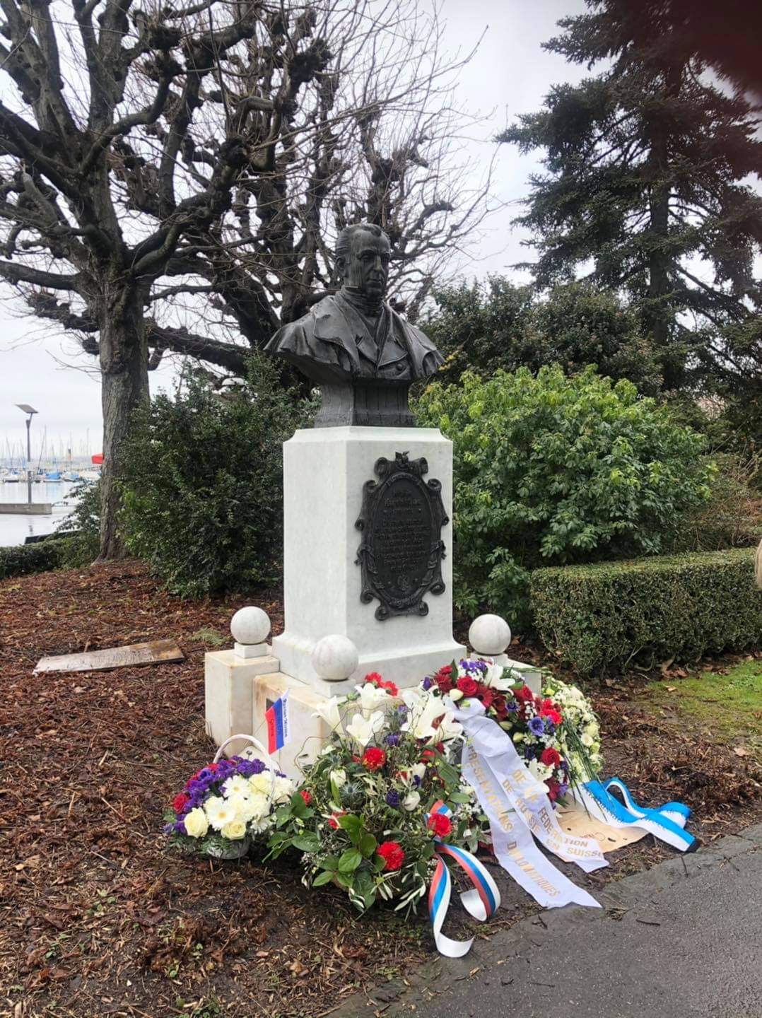 Η Ελβετία τιμά τα 245 χρόνια από τη γέννηση του Ι.Καποδίστρια με κατάθεση στεφάνων στην προτομή του - Maroussi City News - Νεα, Προσφορές στα Βόρεια Προάστια