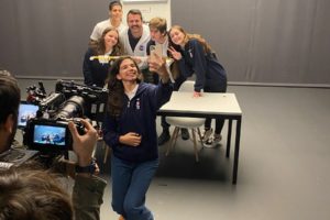 Ελληνική μαθητική ομάδα κατακτά την 1η θέση στην Διεθνή Ολυμπιάδα Ρομποτικής με 'μπαστούνι για προβλήματα όρασης'