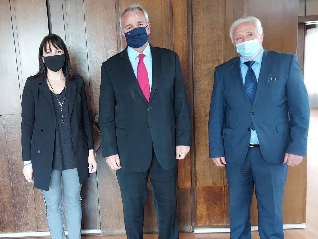 Συνάντηση με τον Υπουργό Εσωτερικών Μάκη Βορίδη πραγματοποίησε η Δήμαρχος Πεντέλης Δήμητρα Κεχαγιά για θέματα του Δήμου και της Αυτοδιοίκησης 3 Συνάντηση με τον Υπουργό Εσωτερικών Μάκη Βορίδη πραγματοποίησε η Δήμαρχος Πεντέλης Δήμητρα Κεχαγιά για θέματα του Δήμου και της Αυτοδιοίκησης