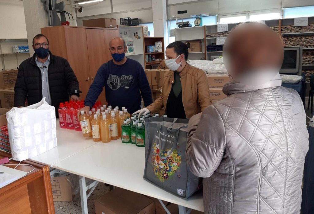 Διανομή ειδών οικιακού καθαρισμού και προσωπικής υγιεινής στο Δήμο Αμαρουσίου προς τους ωφελούμενους του προγράμματος ΤΕΒΑ