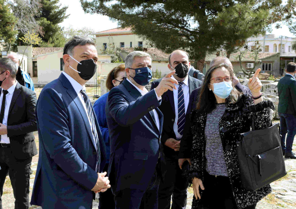 Επίσκεψη στον Αρχαιολογικό χώρο Ελευσίνας