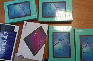 Επτά φορείς του ιδιωτικού τομέα ανταποκρίθηκαν στο κάλεσμα του Δημάρχου για την παροχή tablets στους μαθητές