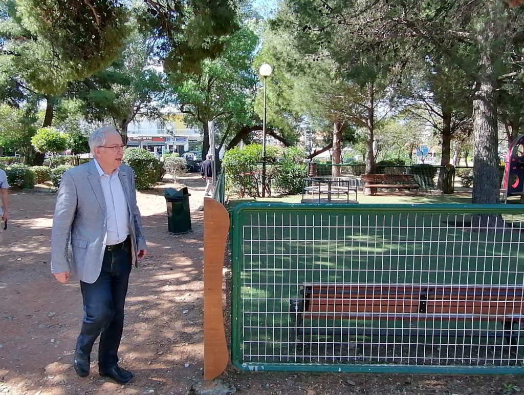 Εργασίες καθαριότητας και συντήρησης πρασίνου στο Δήμο Αμαρουσίου
