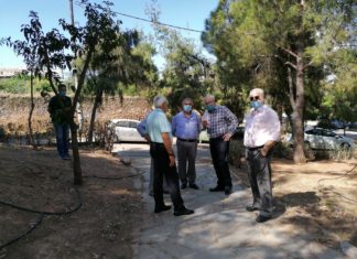 Αυτοψία του Δημάρχου Αμαρουσίου Θ. Αμπατζόγλου σε εργασίες αποψιλώσεων στην περιοχή της Αγίας Φιλοθέης