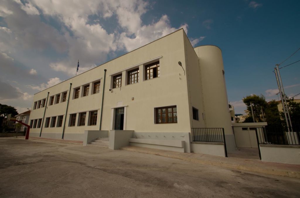 ΟΙ ΜΑΘΗΤΕΣ ΤΗΣ ΣΤ ΤΑΞΗΣ ΤΟΥ 1ΟΥ ΔΗΜΟΤΙΚΟΥ ΣΧΟΛΕΙΟΥ ΚΗΦΙΣΙΑΣ «ΓΕΩΡΓΙΟΣ ΔΡΟΣΙΝΗΣ» ΓΡΑΦΟΥΝ ΓΙΑ ΤΟ ΣΧΟΛΕΙΟ ΤΟΥΣ.
