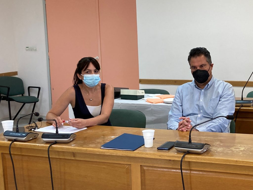 Δήμητρα Κεχαγιά: «Ενημέρωσα το Γραμματέα της Νέας Δημοκρατίας κ. Γιώργο Στεργίου για το έργο που κάνουμε στο Δήμο μας και ζήτησα την υποστήριξη του στην επίλυση των προβλημάτων μας που σχετίζονται με αποφάσεις της Κυβέρνησης». 3 Δήμητρα Κεχαγιά: «Ενημέρωσα το Γραμματέα της Νέας Δημοκρατίας κ. Γιώργο Στεργίου για το έργο που κάνουμε στο Δήμο μας και ζήτησα την υποστήριξη του στην επίλυση των προβλημάτων μας που σχετίζονται με αποφάσεις της Κυβέρνησης».