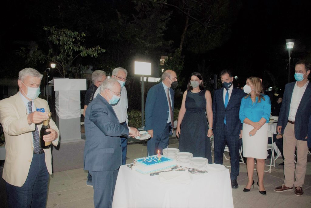 Λαμπερή και εορταστική η Πλατεία Αγίας Λαύρας στην ΕΚΔΗΛΩΣΗ-ΣΥΝΕΣΤΙΑΣΗ της  Δημοτικής Τοπικής Οργάνωσης της Ν.Δ. Αμαρουσίου