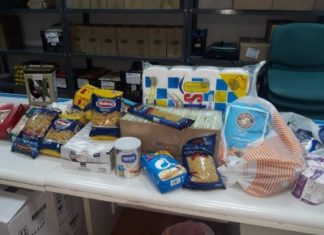 Ο Δήμος ευχαριστεί τη ΔΗΜΤΟ Νέας Δημοκρατίας για την προσφορά στο Κοινωνικό Παντοπωλείο