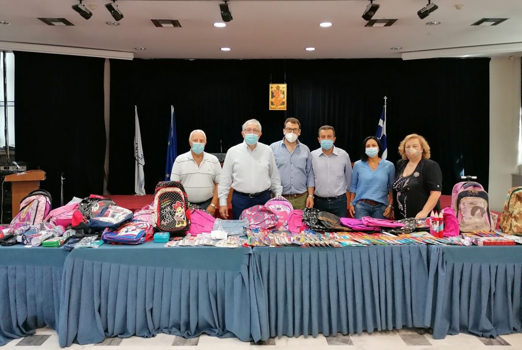 Σημαντική ποσότητα σχολικών ειδών συγκεντρώθηκε από τους Μαρουσιώτες στο πλαίσιο της δράσης του Δήμου και του ΣΚΑΙ « Όλοι Μαζί Μπορούμε»