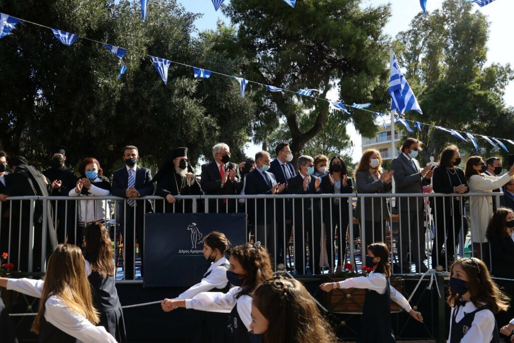 Με κάθε μεγαλοπρέπεια το Μαρούσι τίμησε τους ήρωες του ’40 και γιόρτασε την Εθνική Επέτειο της 28ης Οκτωβρίου