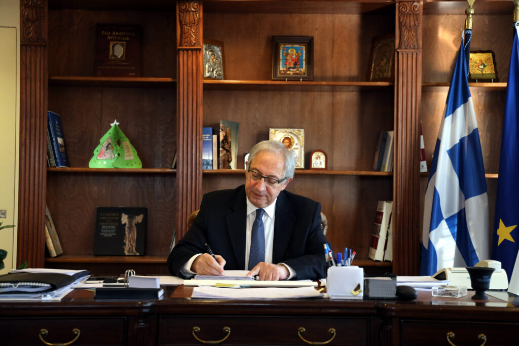 Δήλωση του Δημάρχου Αμαρουσίου Θεόδωρου Αμπατζόγλου για την απώλεια του πρώην Προέδρου Δημοτικού Συμβουλίου Πέτρου Καλογρίδη