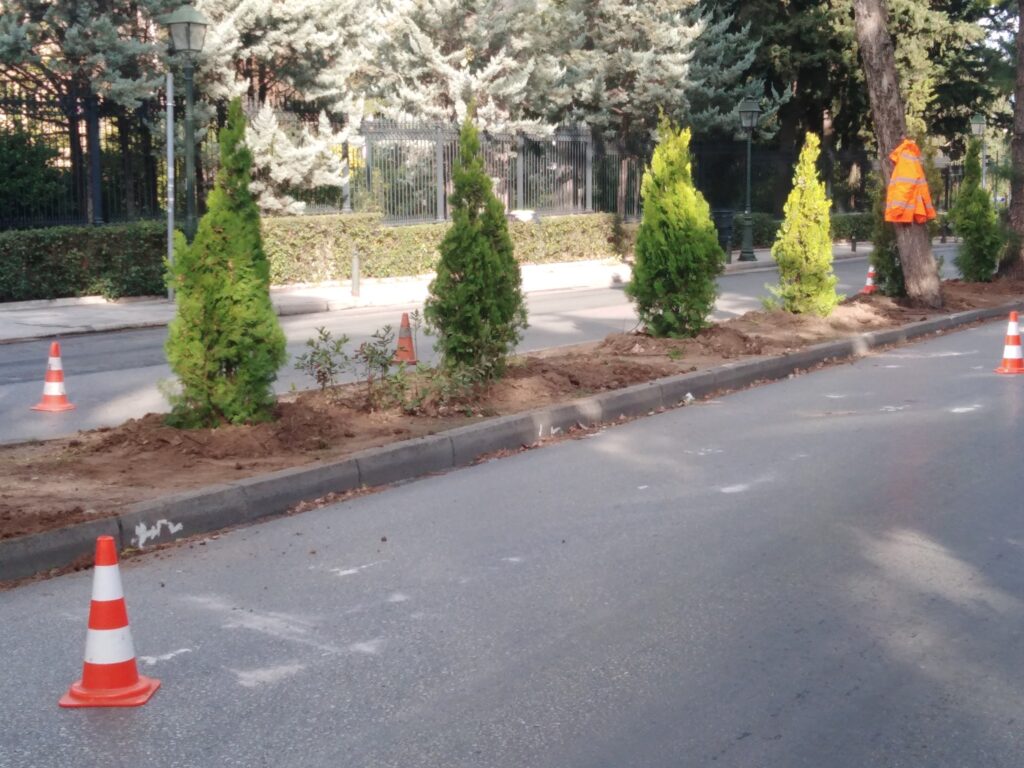 ΦΥΤΕΥΣΕΙΣ ΣΤΗ ΝΗΣΙΔΑ ΤΗΣ ΧΑΡΙΛΑΟΥ ΤΡΙΚΟΥΠΗ