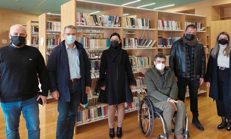 8.000 τίτλοι ομιλούντων βιβλίων για άτομα με αναπηρία όρασης στην Δημοτική Βιβλιοθήκη Κοζάνης