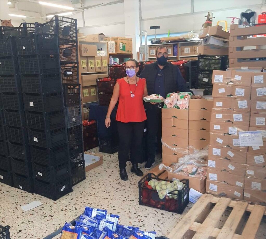 Με επιτυχία ολοκληρώθηκε η διανομή νωπού κοτόπουλου & ειδών οπωροπωλείου στον Δήμο Αμαρουσίου, στις 19 & 20/10/2021