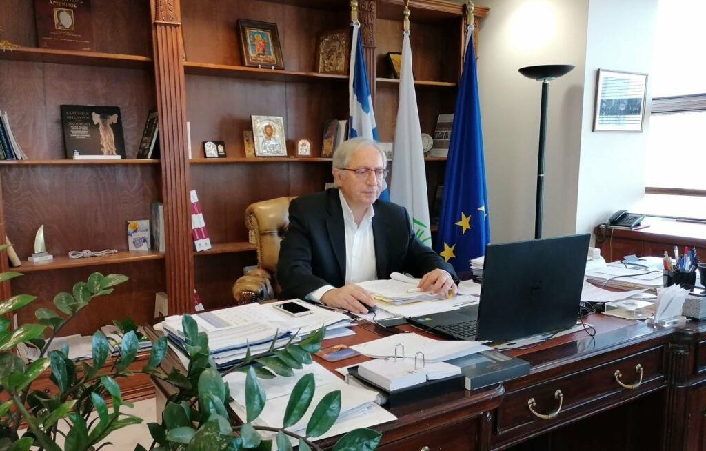 Διαδικτυακή συνάντηση του Δημάρχου Αμαρουσίου Θ. Αμπατζόγλου με το Σύλλογο Αθμονέων