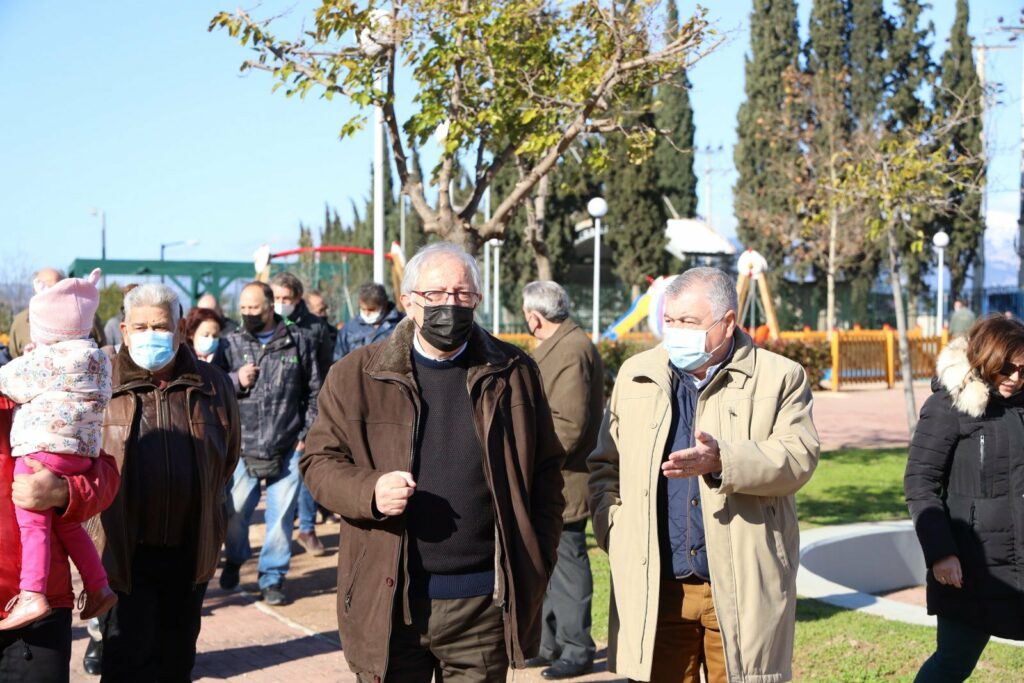 Ο Δήμαρχος Αμαρουσίου Θ. Αμπατζόγλου ολοκληρώνει τον κύκλο παράδοσης 13 νέων Παιδικών Χαρών με το Ψαλίδι και τη Ν. Λέσβο