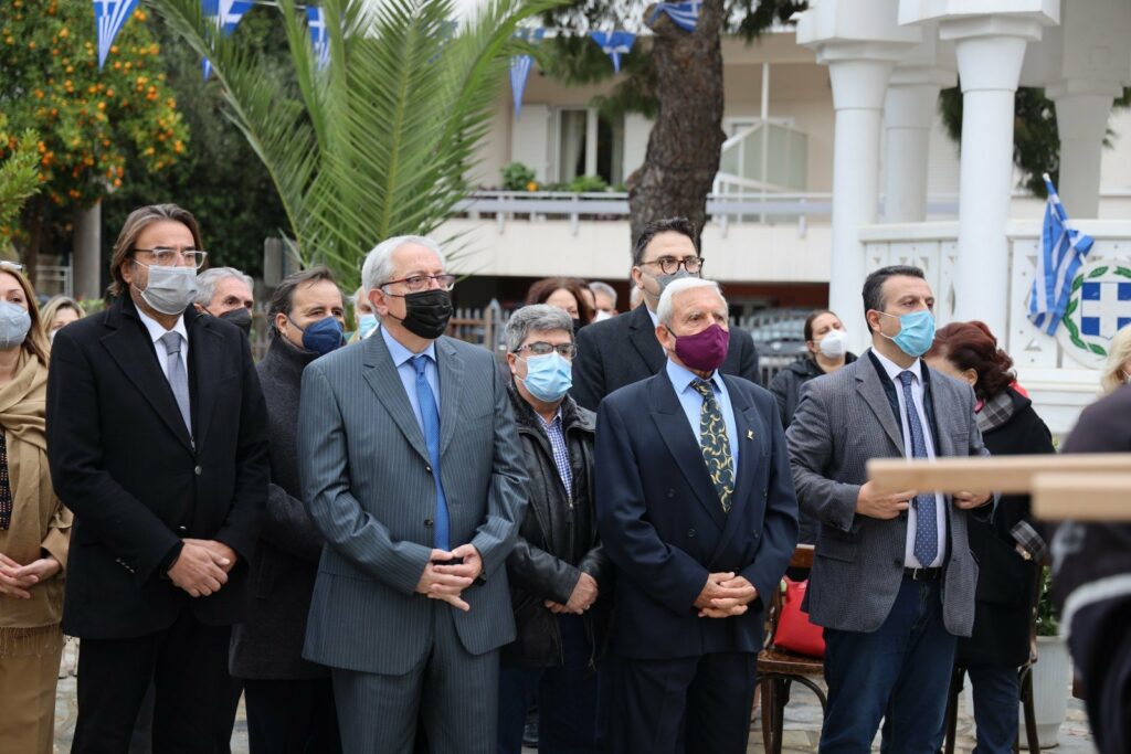 Παρουσία του Δημάρχου Αμαρουσίου Θ. Αμπατζόγλου ο εορτασμός του Αγίου Νικολάου στον ομώνυμο Ενοριακό Ιερό Ναό