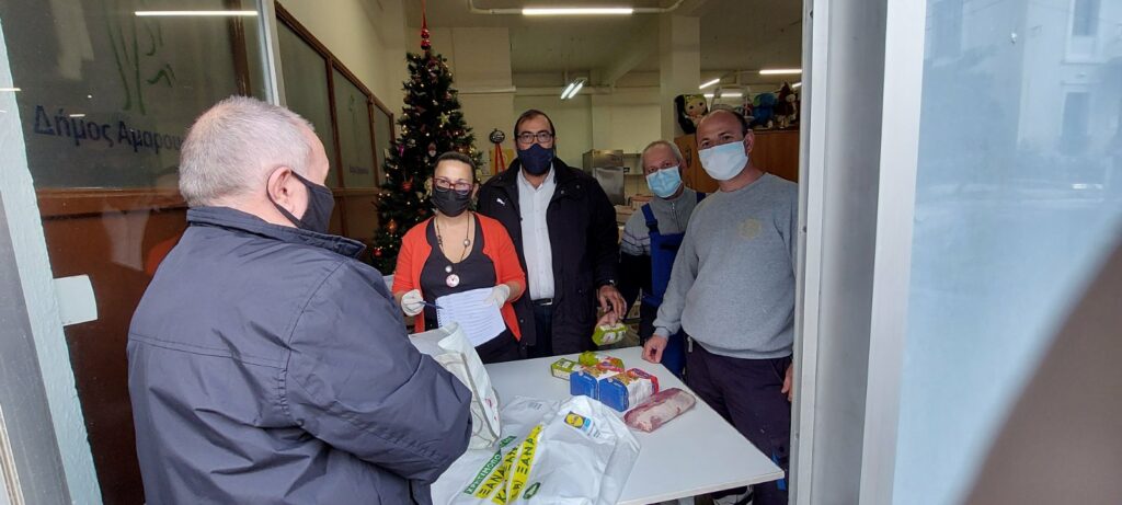 ΤΕΒΑ: Με επιτυχία ολοκληρώθηκε η διανομή ειδών παντοπωλείου και κρέατος, στους ωφελούμενους της Σύμπραξης ΠΕ Βόρειου Τομέα την Τρίτη 14 & Τετάρτη 15 Δεκ. 2021
