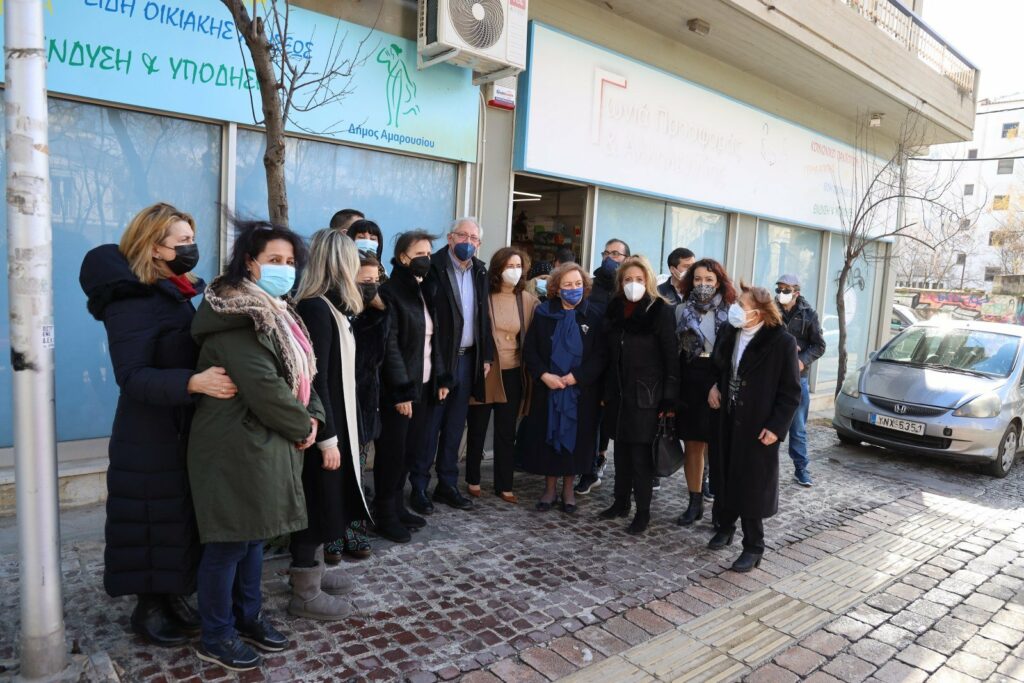 Παρουσία του Δημάρχου Αμαρουσίου Θ. Αμπατζόγλου και της Αντιπεριφερειάρχη Βορείου Τομέα Αθηνών Λ. Κεφαλογιάννη οι δράσεις προσφοράς στο Κοινωνικό Παντοπωλείου του Δήμου