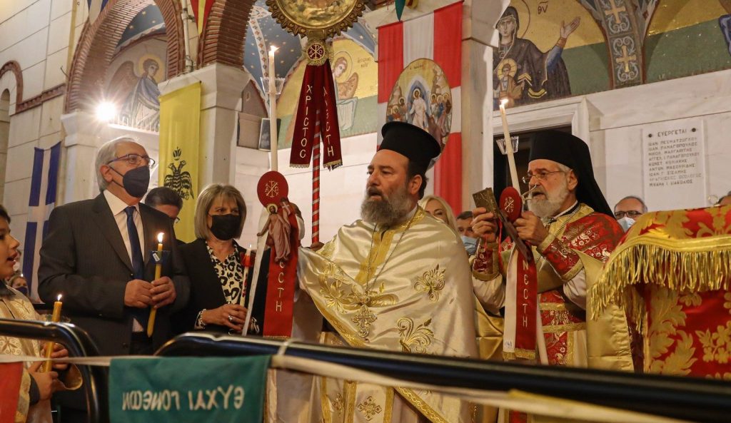 Στην Ιερά Ακολουθία της Αναστάσεως στον Ι.Ν. Κοιμήσεως Θεοτόκου παρέστη ο Δήμαρχος Αμαρουσίου Θεόδωρος Αμπατζόγλου 4 Στην Ιερά Ακολουθία της Αναστάσεως στον Ι.Ν. Κοιμήσεως Θεοτόκου παρέστη ο Δήμαρχος Αμαρουσίου Θεόδωρος Αμπατζόγλου