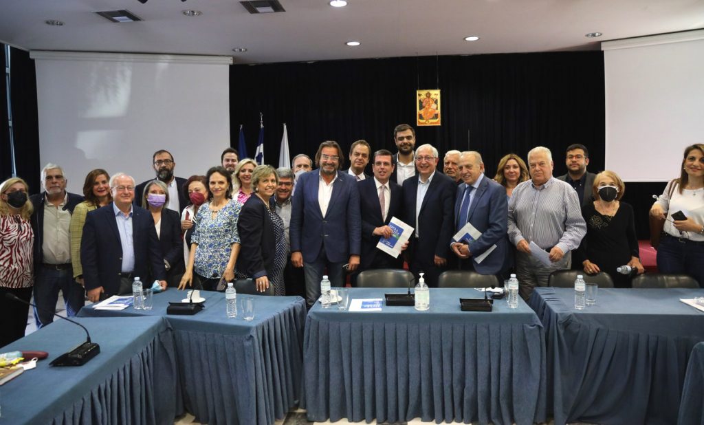 Επίσκεψη του Γραμματέα Πολιτικής Επιτροπής της ΝΔ Παύλου Μαρινάκη στο Δήμο Αμαρουσίου και σε φορείς της πόλης