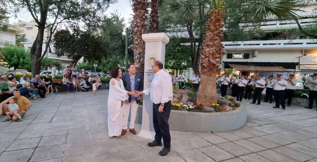 Αποκαλυπτήρια τιμητικής στήλης για τον Γρηγόρη Μπιθικώτση