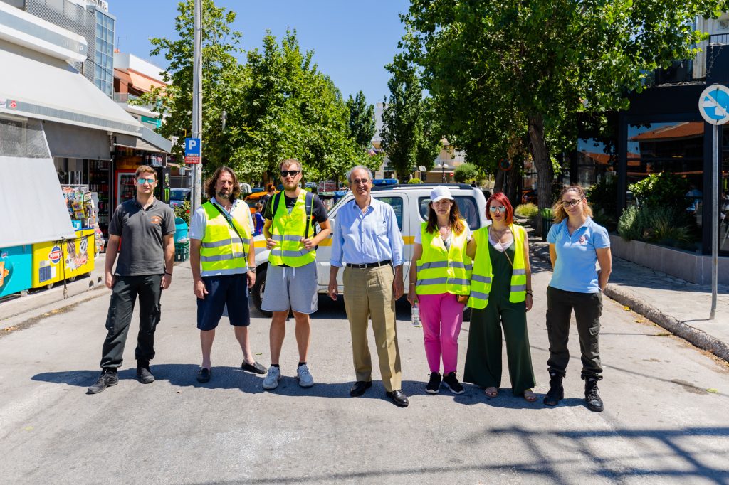 3/7 ΟΙ ΠΟΛΙΤΕΣ ΑΠΟΛΑΥΣΑΝ ΠΟΔΗΛΑΤΑΔΑ ΚΑΙ ΠΕΡΙΠΑΤΟ ΣΤΗ ΝΕΑ ΕΡΥΘΡΑΙΑ