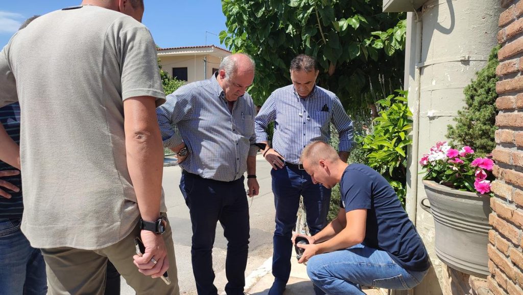 Ξεκίνησε τη Δευτέρα 18/7 η τοποθέτηση νέων «έξυπνων» μετρητών ύδρευσης στο Δήμο Διονύσου, στο πλαίσιο των έργων αναβάθμισης του δικτύου ύδρευσης ποσού 5 εκ.ευρώ
