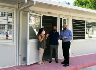 Επίσκεψη του Δημάρχου Αμαρουσίου Θεόδωρου Αμπατζόγλου στο 6ο Γυμνάσιο – Αυτοψία στο έργο τοποθέτησης αιθουσών βοηθητικής διδασκαλίας