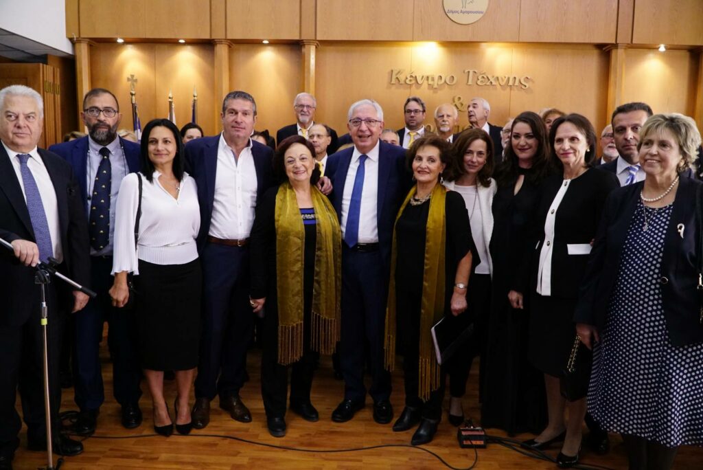 Με επετειακά τραγούδια η Μικτή Χορωδία του Δήμου Αμαρουσίου «Τερψιχόρη Παπαστεφάνου» τίμησε τους ήρωες του ‘40 4 Με επετειακά τραγούδια η Μικτή Χορωδία του Δήμου Αμαρουσίου «Τερψιχόρη Παπαστεφάνου» τίμησε τους ήρωες του ‘40