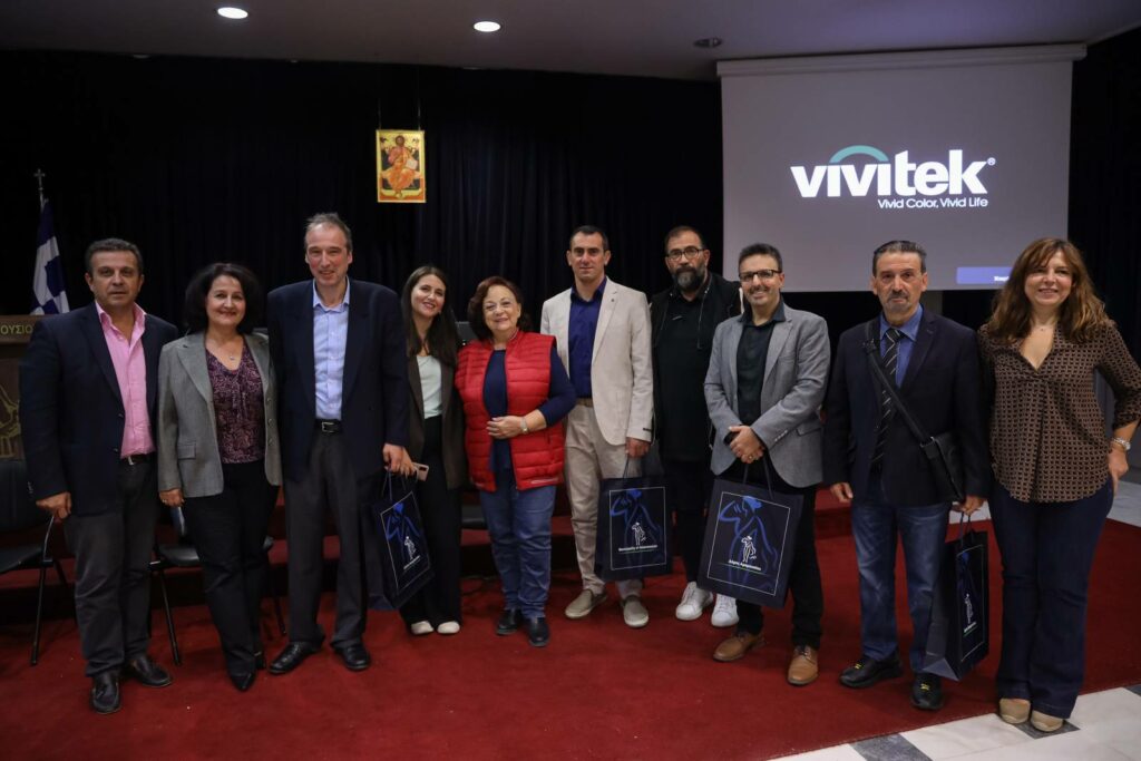 Μεγάλο το ενδιαφέρον των Μαρουσιωτών για την παρουσίαση του βιβλίου του Κώστα Καπετανίδη με θέμα: «Η ΔΥΣΗ ΤΟΥ ΠΟΝΤΙΑΚΟΥ ΕΛΛΗΝΙΣΜΟΥ από την πένα του Νίκου Καπετανίδη»