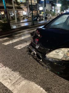 Ατύχημα τριών οχημάτων στην Πεύκη