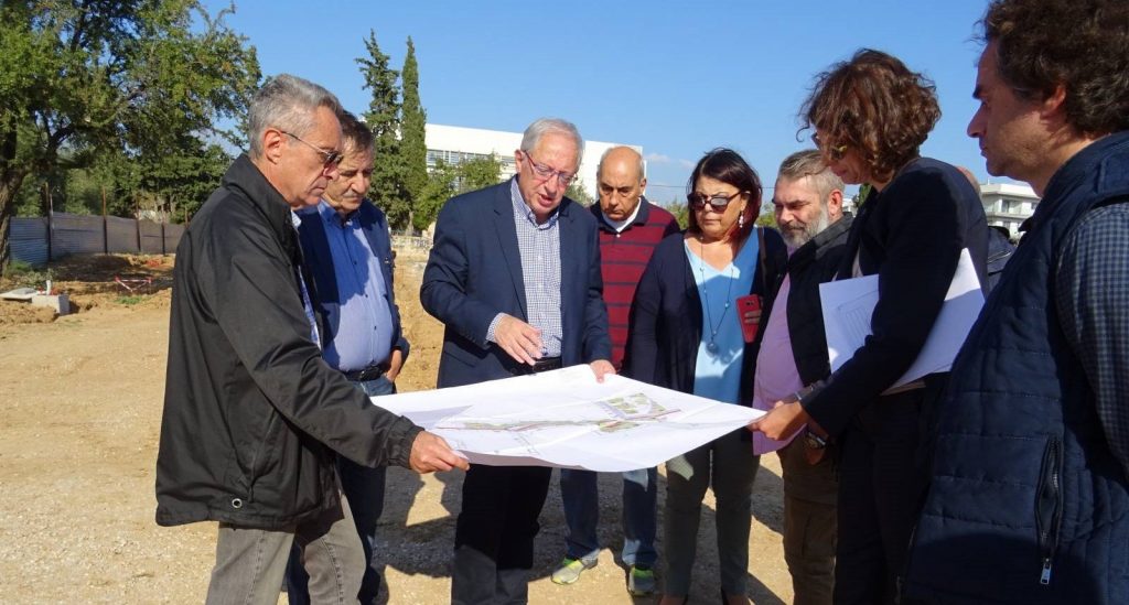 Αυτοψία του Δημάρχου Αμαρουσίου Θεόδωρου Αμπατζόγλου στο έργο κατασκευής πρότυπου πάρκου αναψυχής στην περιοχή του Αγίου Θωμά