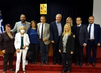 Παρουσία πλήθους πολιτών η ανοικτή συζήτηση της Ένωσης Πελοποννησίων Αμαρουσίου και της Πανελλήνιας Ένωσης Λογιστών Οικονομολόγων, υπό τη αιγίδα του Δήμου Αμαρουσίου